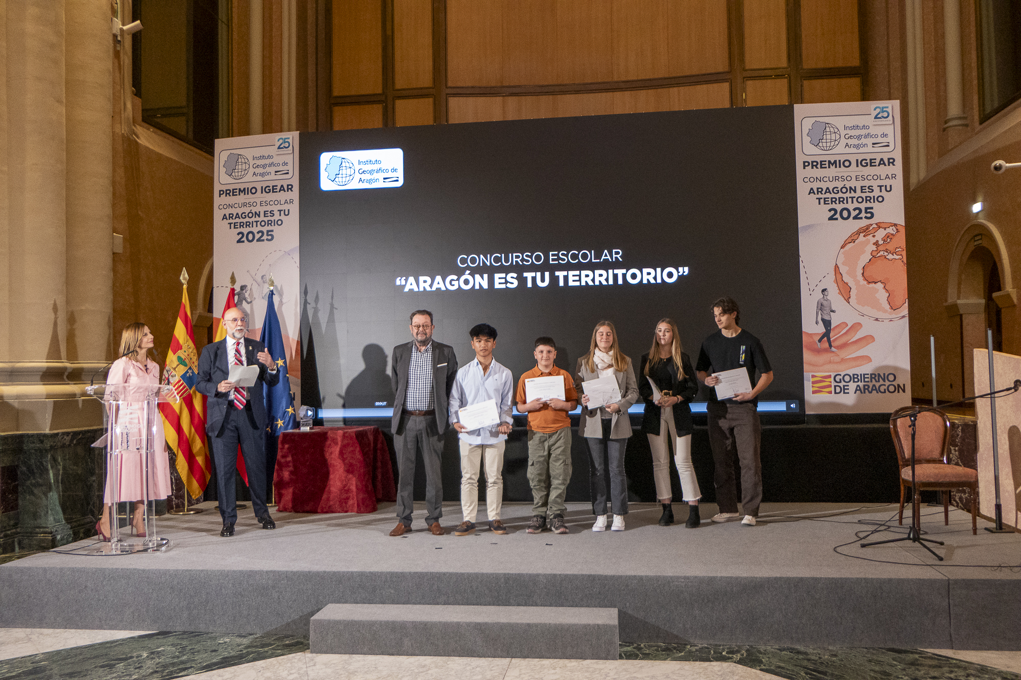 Alumnado ganador del concurso escolar 
