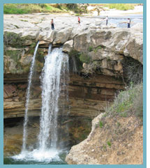 Río Matarranya. Salto de la Portellada en el río Tastavins