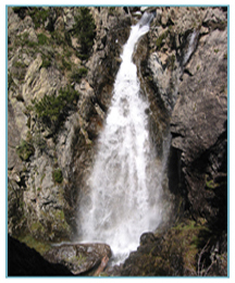 Foz de Biníes en el Río Veral