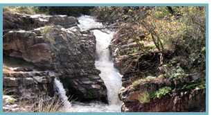 Imagen de la cascada de Calcena en el río Isuela.