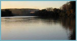 Imagen de escarpes del río Ebro, Remolinos, Torres de Berrellén y Sobradiel.