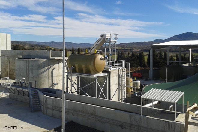 Instalaciones de la planta de tratamiento de purines de Capella, municipio de la provincia de Huesca