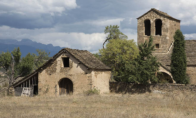 Plano general de la iglesia en la población de Allué